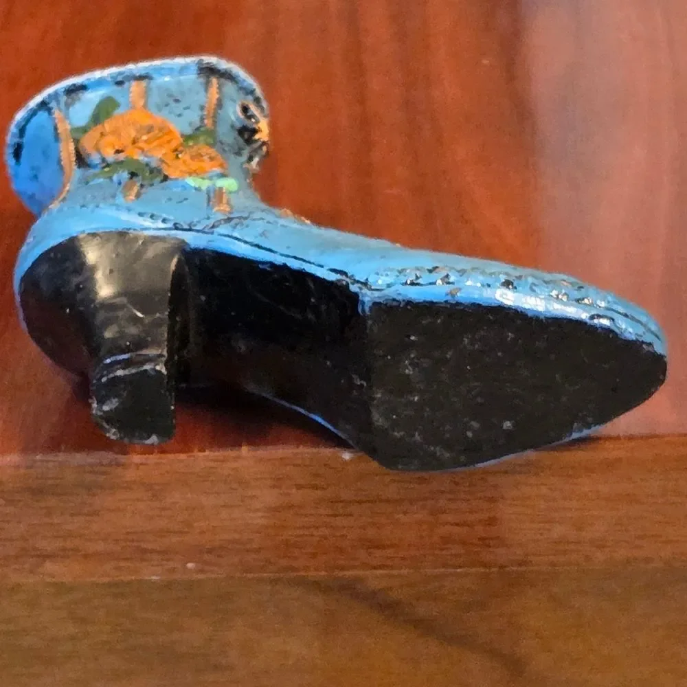 Unbranded collectible mini